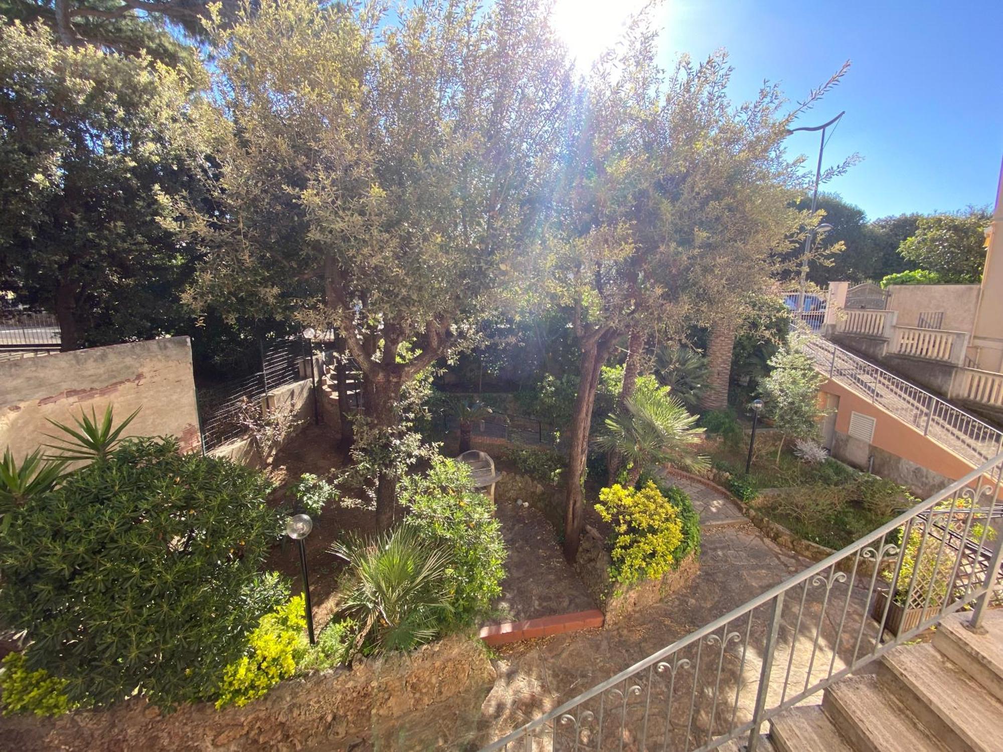 Villa Il Boschetto San Vincenzo Kültér fotó